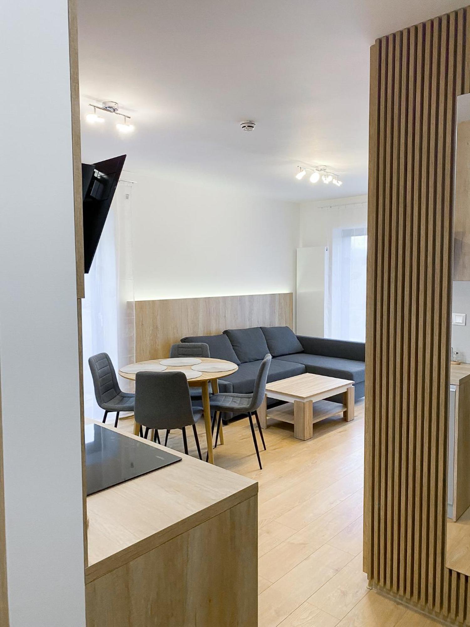 Riverfront Apartment Besenova Exterior foto